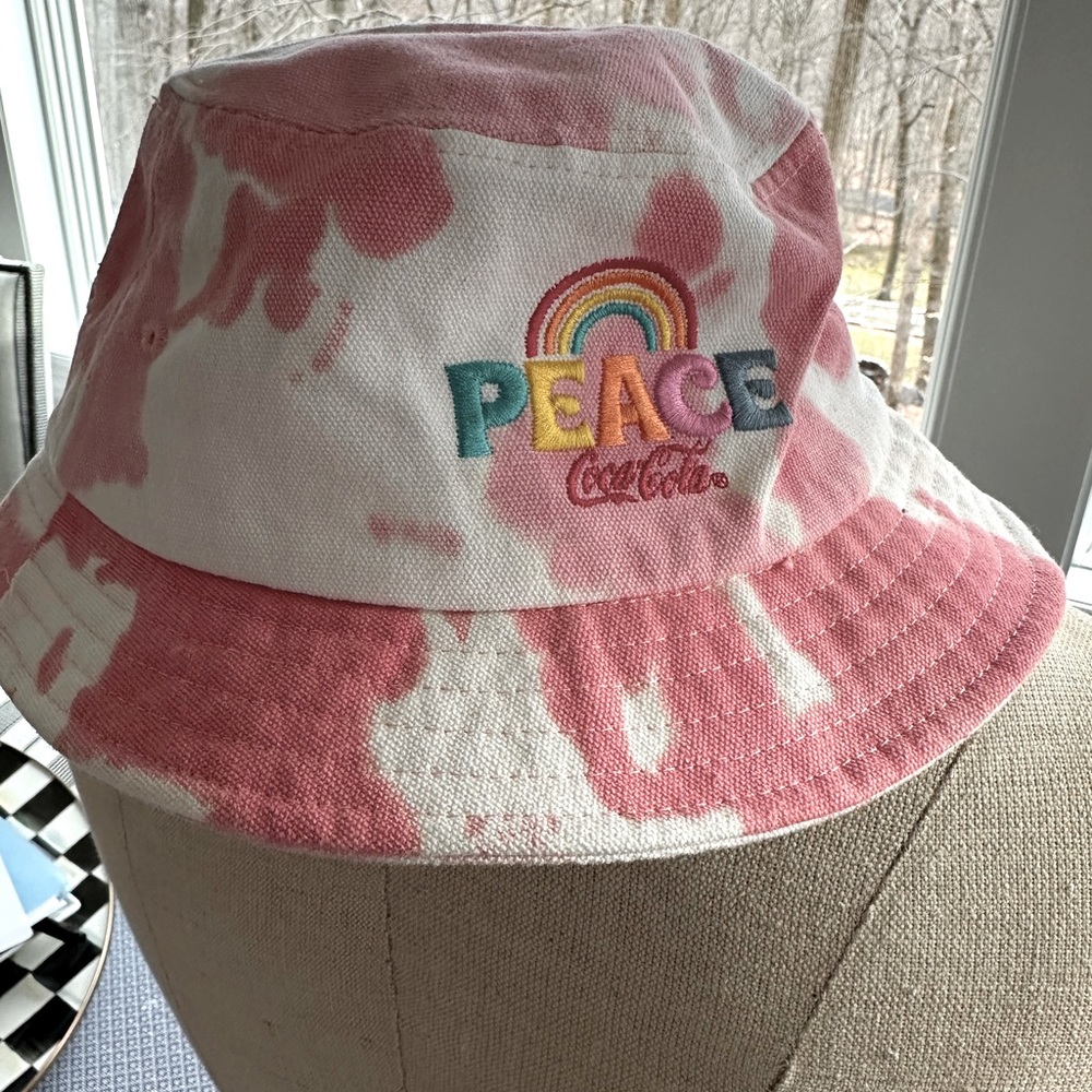 PAC Sun canvas hat nwt
